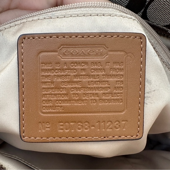 Coach Gallery Signature Tote Tan Signature Canvas Leather - Picture 9 of 9